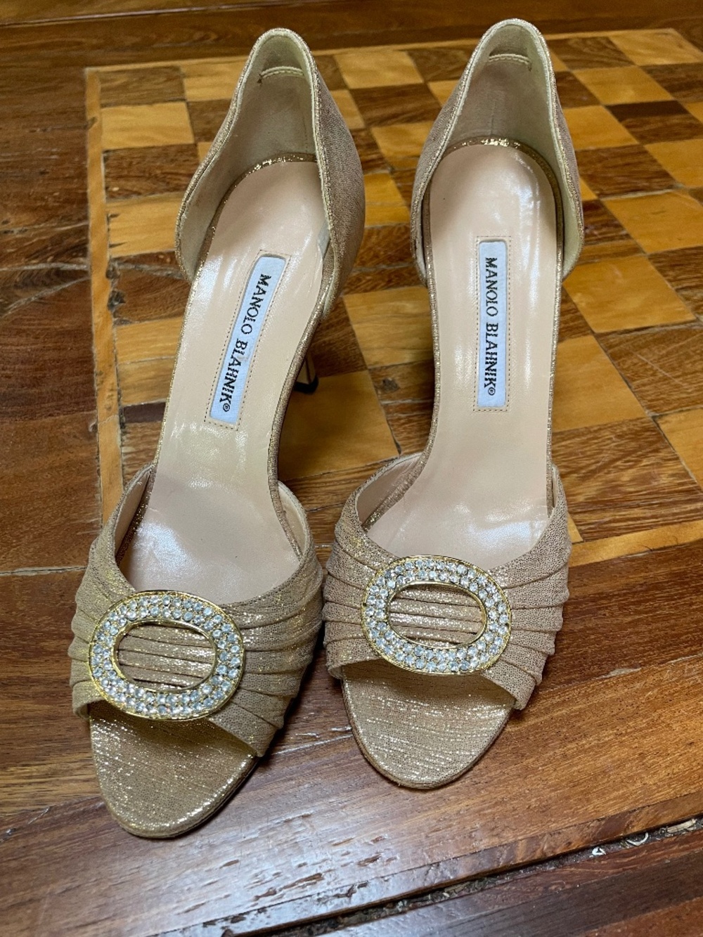 MANOLO BLAHNIK Sedaraby D'Orsay Peep Toe Pumps
